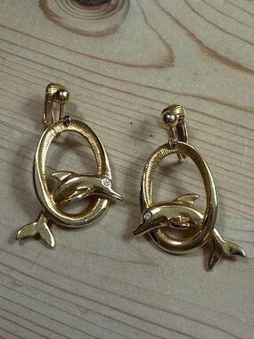 Avon Gold Dolphin Hoop Clip-On Earrings